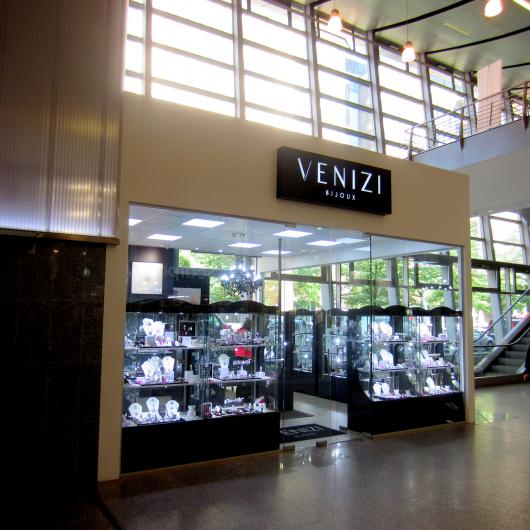 Venizi-winkel met dubbele glazen deur